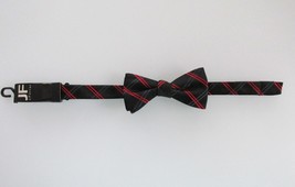 J. Ferrar (NWT) Men&#39;s Pretied Bow Tie - $285.54 MXN