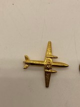 Vintage Unsigned Gold tone Airplane Jet Pin - £3.96 GBP
