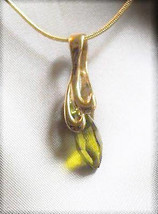 Swarovski Olivine Aquiline Crystal and Gold  Pendant - £31.97 GBP