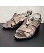 LA PLUME Bronze Metallic Ergonomic Footbed Slingback Strappy Sandal 40 U... - $34.19 CAD