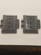 2 LEGO Minifigure Utensil Arcade Game Cabinet Back Dark Bluish Gray Part... - £2.37 GBP