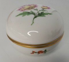 Meissen bomboniere in hand-painted porcelain with floral motifs. Double ... - $178.54