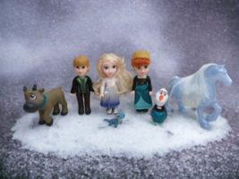 Disney Frozen 2 Anna Elsa Kristoff Petite Princess doll set Olaf Sven Wa... - £23.29 GBP