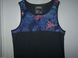 Urban Pipeline Muscle shirt Floral dark grey NEW - $209.24 MXN