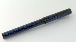 Parker Beta Special Edition Roller Ball Pen Ballpoint Pen Heartbeats Lig... - $190.44 MXN