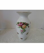ROYAL ALBERT OLD COUNTRY ROSES 7.5&quot; FLORAL VASE SIGNED MICHAEL DOULTON  - $47.47 CAD