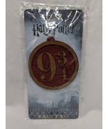 Warner Bros Bioworld Harry Potter 9 3/4 Bag Tag - $11.14