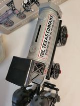 Ertl Texaco Horse & Tanker Metal Diecast Coin Bank with Key in Original Box image 4