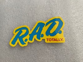 NEW STREET CREEP Skateboard Totally. R.A.D. Sticker Decal Yellow &amp; Blue ... - $146.58 MXN