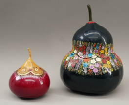 Pair / 2 Hand Painted Gourds Painted Lacquered Folk Art Mexico Guerrero - £58.07 GBP