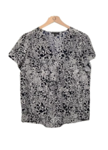 Hilary Radley  Blouse Womens Size Medium Flutter Sleeve Animal Print Navy White - £11.59 GBP