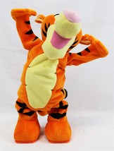 2005 Fisher Price Disney Winnie the Pooh Tigger 12&quot; Animated Plush - £31.57 GBP