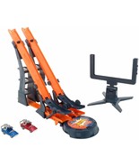Hot Wheels Versus Track Set Takes Racing and Crashing to New Level of Ac... - $93.70 CAD