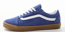 Vans Old Skool Lowpro sneakers with gum sole in blue!!(Mens Size 9) - $56.05