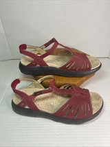 JBU by Jambu Women&#39;s Sandals Red Vegan Leather Open Toe  size 8 - $1,272.41 MXN