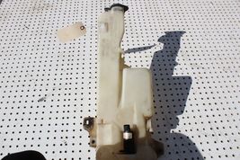 1998-2006 CHEVROLET SILVERADO DIESEL WINDSHIELD WASHER RESERVOIR    R224 image 4