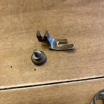 Singer 27 Sewing Machine Replacement OEM Part Presser Foot - $15.30