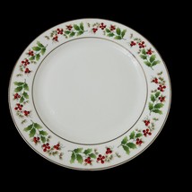 2 Royal Norfolk Christmas Holly &amp; Berries 10&quot; Porcelain Dinner Plates Gold Trim - £13.70 GBP