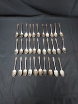Vintage Lot of 32 WM Rogers United States Presidential President Spoons ... - £21.39 GBP