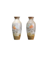 Satsuma vases. Pair. Hand painted.Signed - $2,455.28 MXN