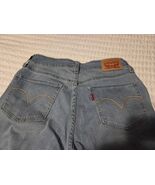 Levi&#39;s Women&#39;s Super Skinny Jeans 29.   Tag W29 L30 - $272.22 MXN