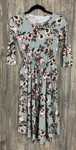 Bailey&#39;s Blossoms Dress XS Grey Floral Stretchy Pockets 3/4 Sleeve NWT - £13.49 GBP