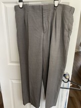 L.L. Bean Size 40W (40X30) Grey Wool Pleated Dress Pants Comfort Waist 100% Wool - £9.03 GBP