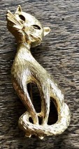 Vintage MONET Gold Retro CAT Brooch PIN Siamese Kitty Mint Condition signed - £31.64 GBP