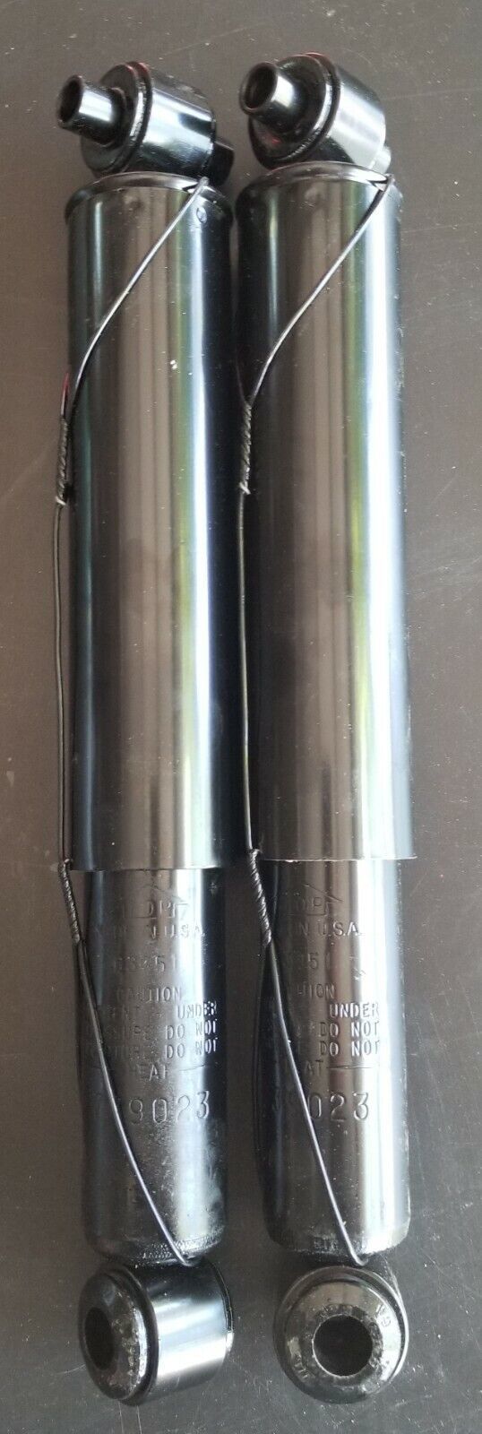 Pair of Gabriel Rear Shocks - Made in the USA - 901924 739023 - £40.53 GBP