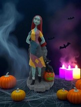 The Nightmare Before Christmas - Halloween Sally &amp; Black Cat 6” Resin Fi... - $347.57 MXN