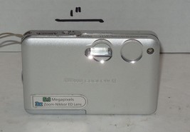 Nikon Coolpix S1 5.1MP Digital Camera - Pure silver Tested Works - £39.14 GBP