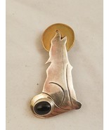 D Guerro Sterling Silver .925 Howling Wolf Pin Brooch Pendant w/ Stone - €62,50 EUR