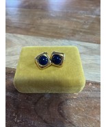 Vintage Signed Monet Gold Tone Purple Glass Gripoix Clip-On Stud Earrings - €13,79 EUR