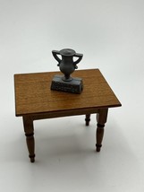 Vintage Shackman End Table - 1:12 Scale with mini tropy item as well - £11.16 GBP