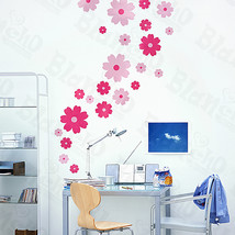 Petal Wheel-1 - Wall Decals Stickers Appliques Home Decor - £5.06 GBP