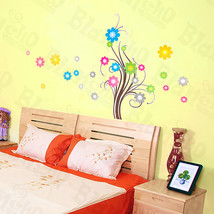 Flowing Tree - X-Large Wall Decals Stickers Appliques Home Decor - £8.64 GBP