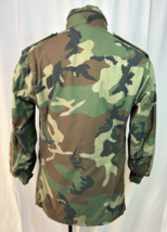 US Air Force Men&#39;s Medium Long Woodland Camo Cold Weather Field Coat + Liner 80s - £38.72 GBP