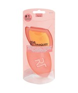 Real Techniques Miracle Complexion Beauty Sponge Makeup Blender with Case - $17.64 CAD