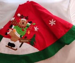 Skating Reindeer Snowflakes Felt Christmas Tree Skirt Red &amp; Green 47&quot; - £13.98 GBP