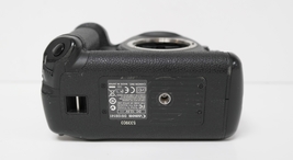 Canon EOS 1D Mark III 10.1MP Digital SLR Camera (Body Only)  image 8