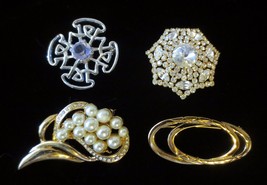 VTG ESTATE JEWELRY LOT of 4- LARGE CLEAR RHINESTONE DOME PIN BROOCH FAUX... - £47.78 GBP