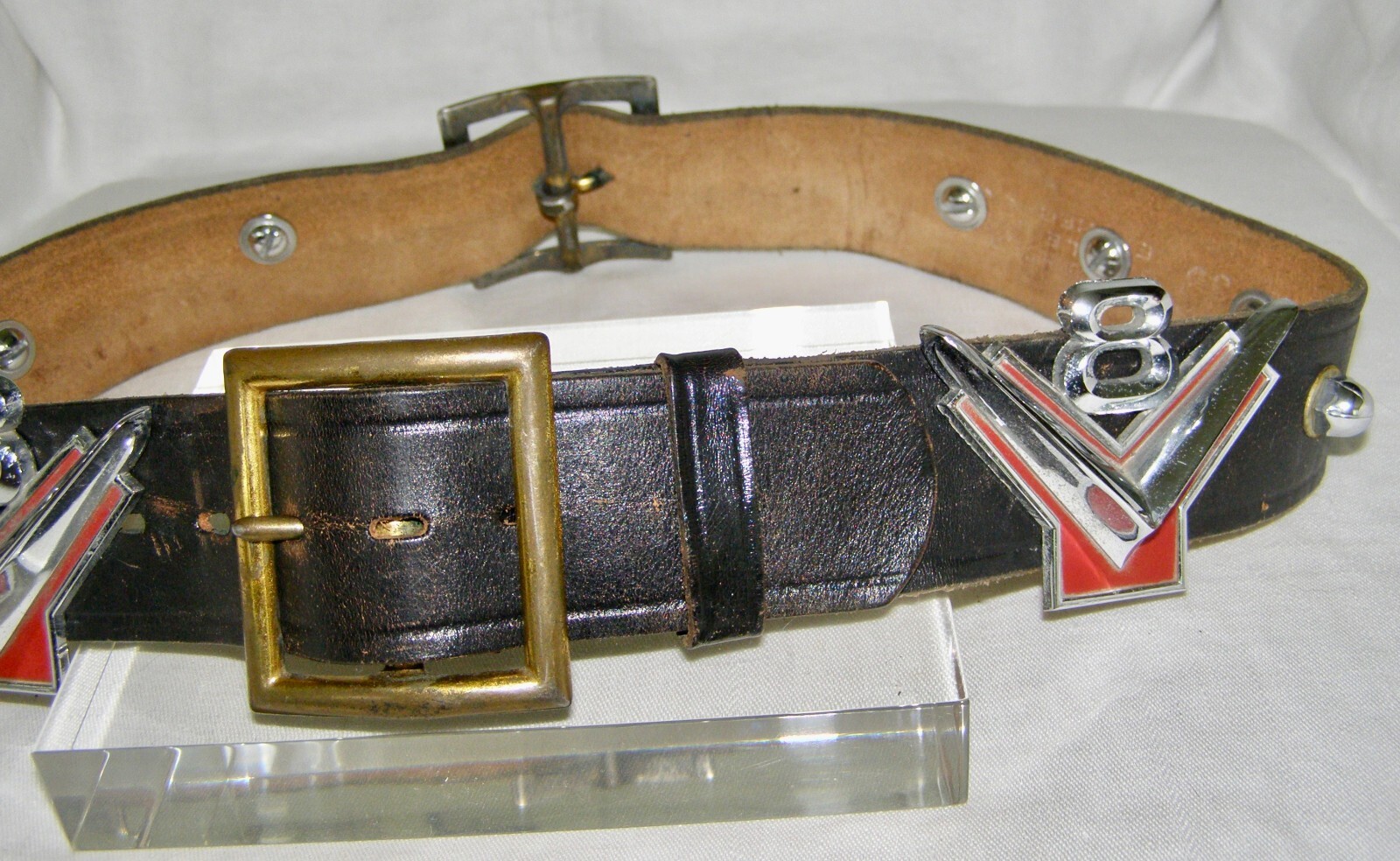 VINT. HEAVY COWHIDE LEATHER BELT+RED ‘V-8’ EMBLEM HOOD ORNAMENTS-CUSTOM-Sz.30/32 Item image 3