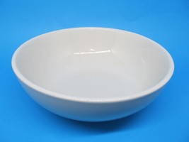 Fishs Eddy White 9 1/2&quot; X 3 1/8&quot; Large Serving Mixing Bowl VGC - $39.00