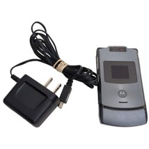 Motorola RAZR Early Flip Mobile Phone Vintage AS-IS Not Tested with Cord - £6.11 GBP