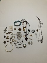 Vintage Jewelry Lot .  #24082 - $1.97