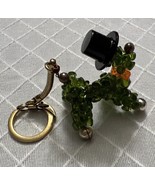 Poodle Dog With Top Hat Keychain Orange Collar Green Beads Vintage - €17,07 EUR