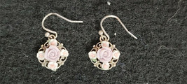 Vintage Ladies &quot;Silver Tone&quot; Purple Roses Dainty Cute Earrings - £11.76 GBP