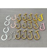 Vintage Plastic Shower Curtain Hooks Set of 22 Mixed Colors &amp; Shapes 1950s - €20,55 EUR