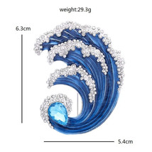 Fashion Wave Brooch just in time for your summer collection - £22.74 GBP