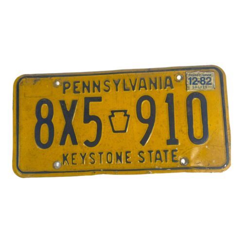 Primary image for 1982 Pennsylvania License Plate Keystone State Tag Number 8X5 910 VTG Penna Barn